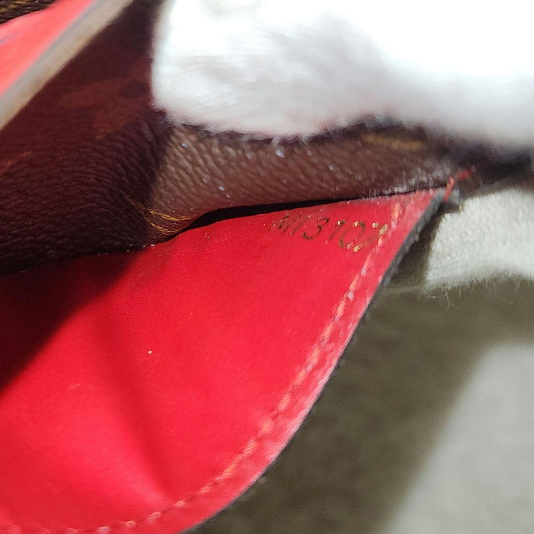 ルイヴィトン ポルトフォイユ サラ モノグラム レティーロ 赤 長財布