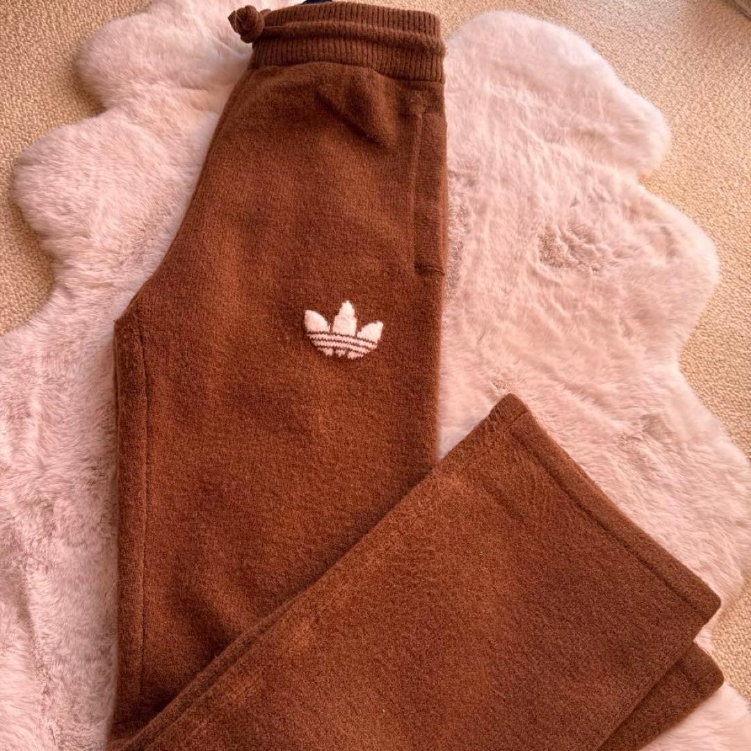 【完売品新品】アディダスオリジナルス　アスレチック　デプト　ニットパンツ