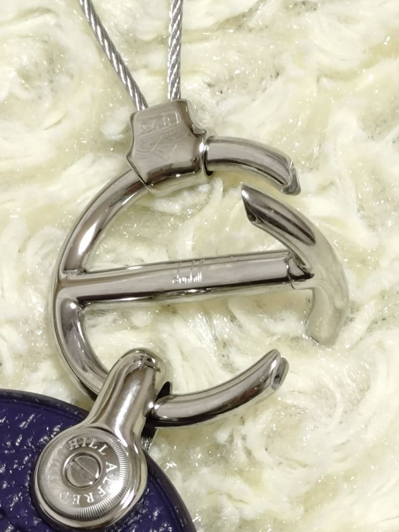 新品　DUNHILL ロゴ レザー キーホルダー イタリア製