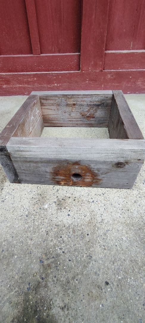 日本蜜蜂中古巣箱　分蜂捕獲セット　ミツロウ