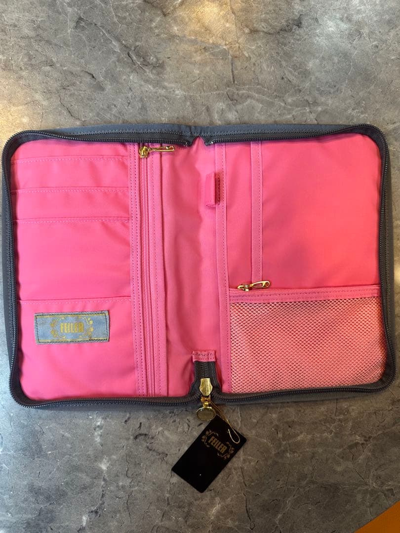 【新品】FEILER♡ハイジ♡グレー♡マルチケース♡母子手帳ケース♡レア完売品