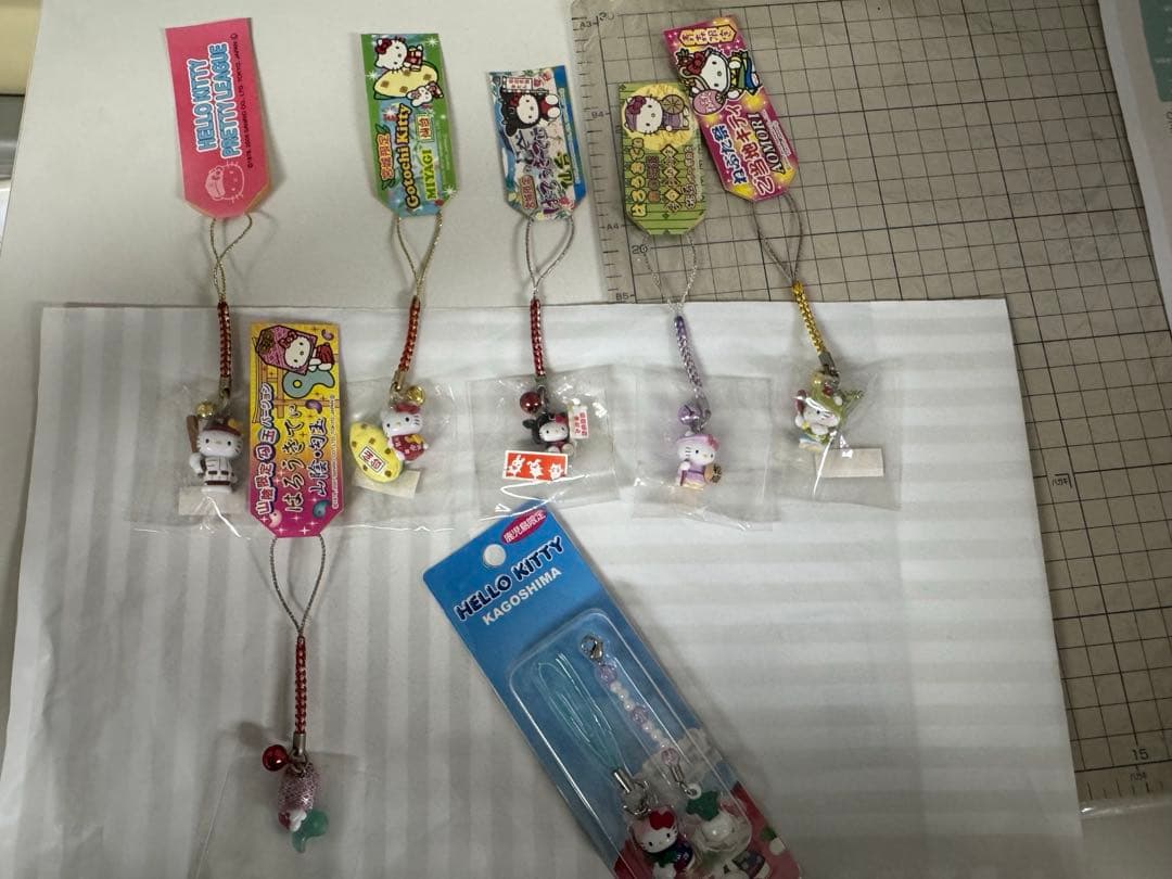 まとめ売り　ご当地ハローキティ アクリルキーホルダーセット49個　サンリオ