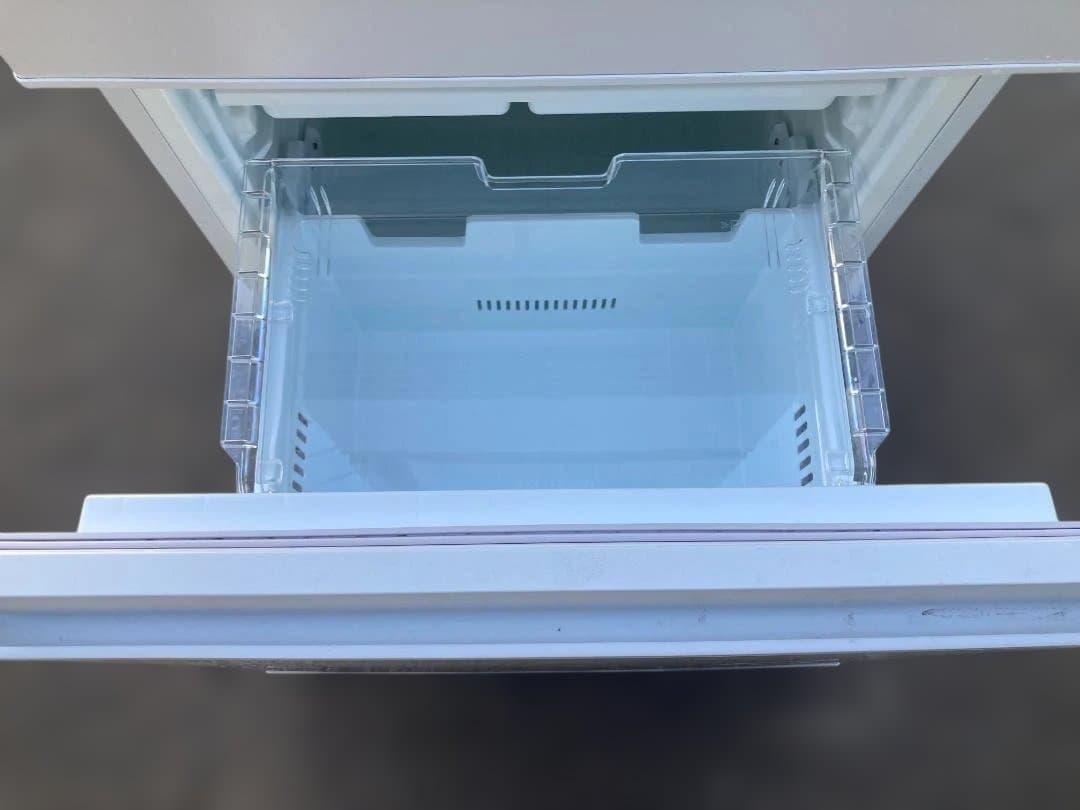 状態良好！東芝 3ドア冷凍冷蔵庫 GR-V33SC（WU）326L 2023年製