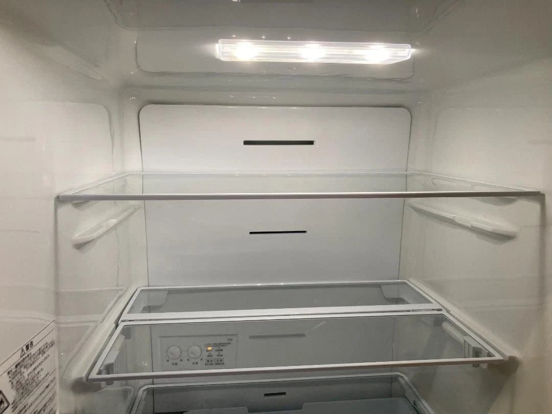 状態良好！東芝 3ドア冷凍冷蔵庫 GR-V33SC（WU）326L 2023年製