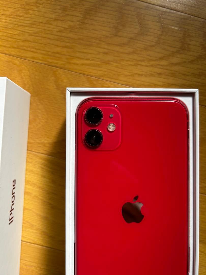 Apple iPhone 11 PRODUCT(RED) 本体　SIMフリー