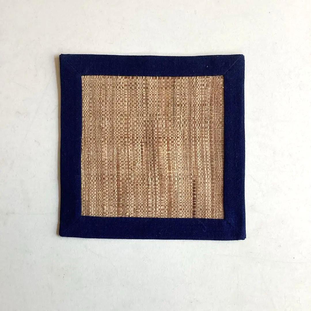 アットゥシ(オヒョウ) ／ 花瓶敷き・マット