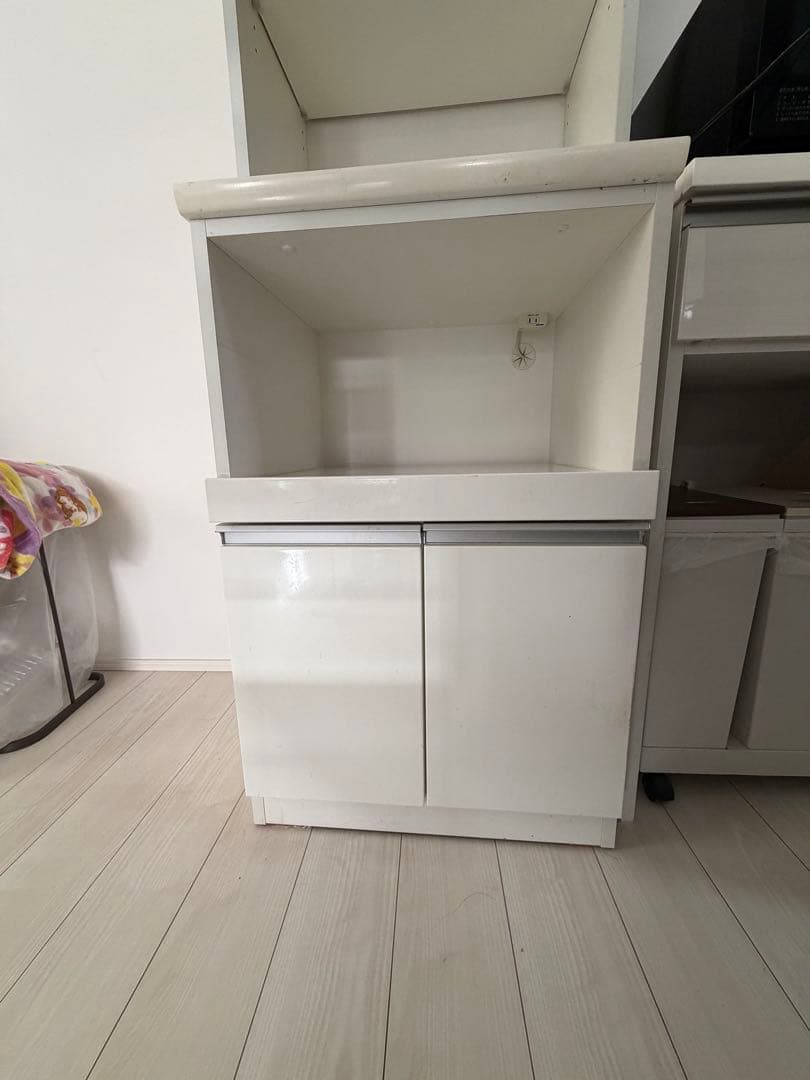 【ニトリ】ホワイト 食器棚 上下二段式