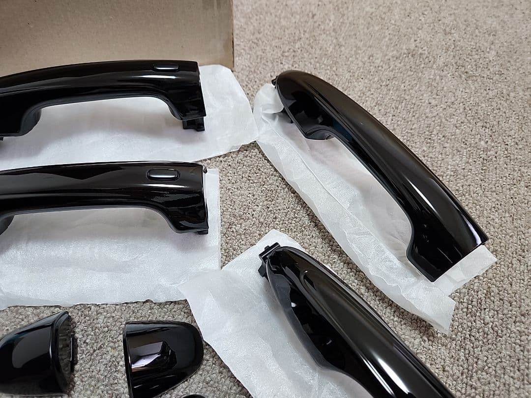 GUN125 ハイラックス アウター ドアハンドル ピアノブラック 純正交換 1