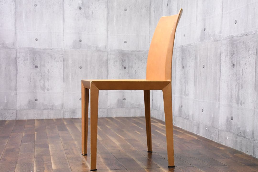 EEK129 IDC大塚家具 ポルトローナフラウ ローラ ダイニングチェア