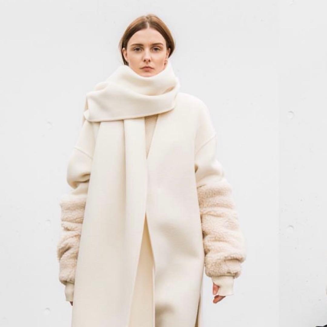 美品❗️HYKE ボアアームカバー