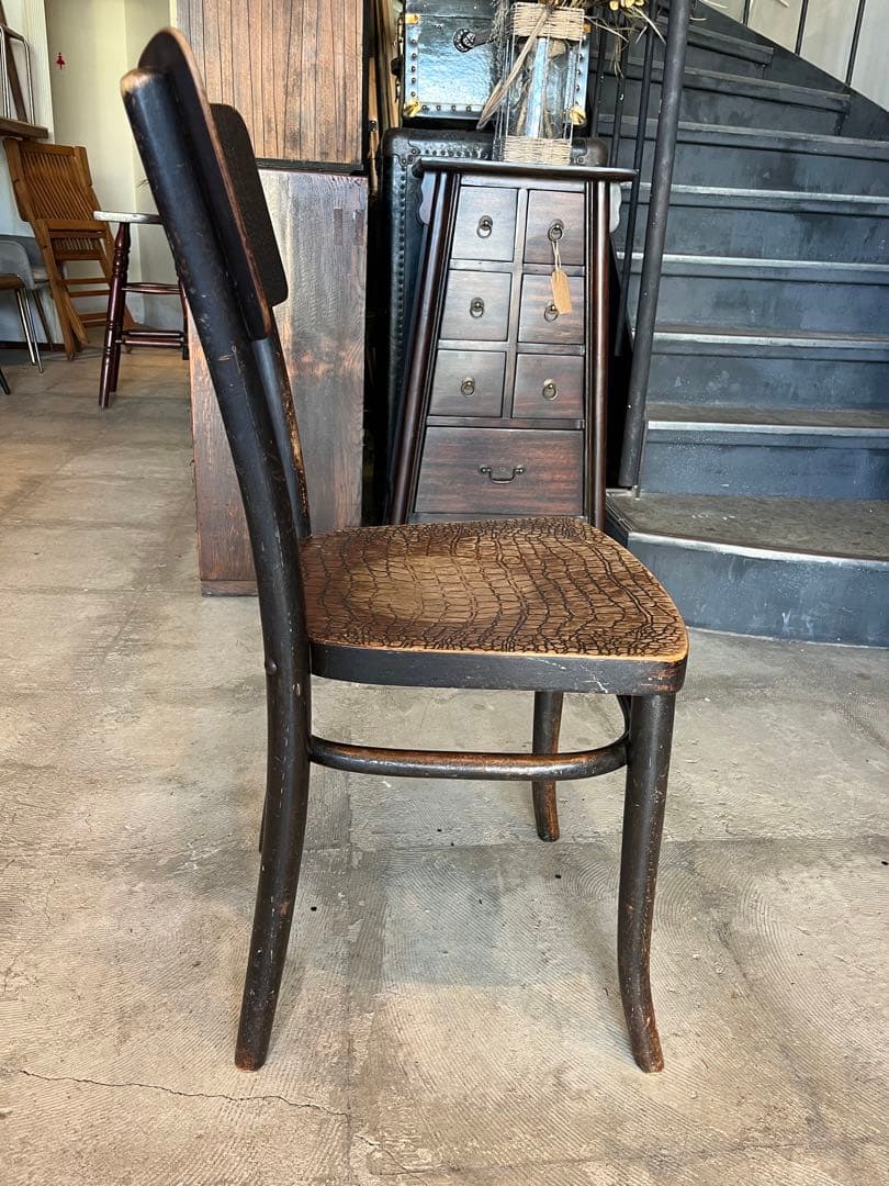 Crocodile Bentwood Chairクロコダイル　ベントウッド