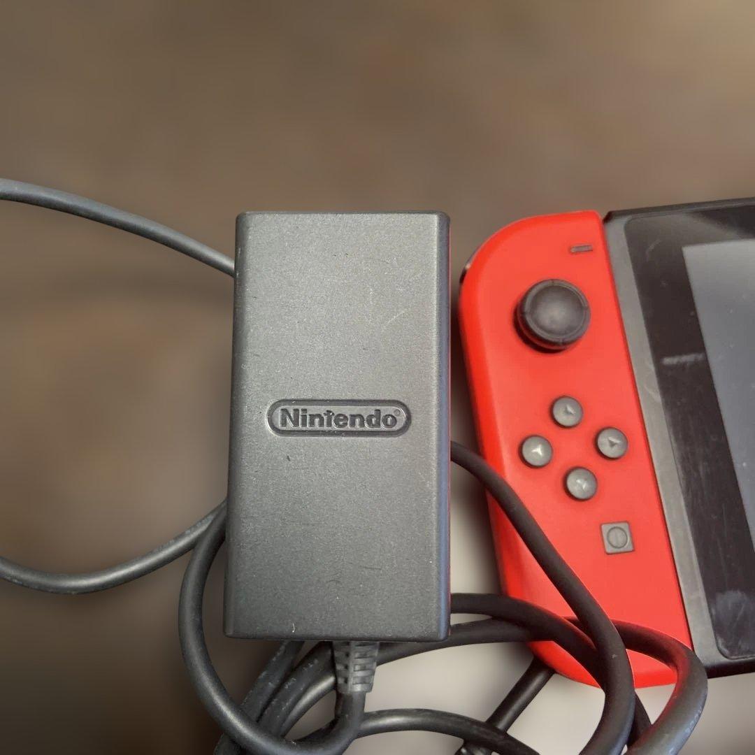 Switch ユーズド　通電、初期化確認済