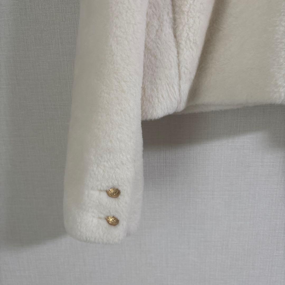 美品 Rirandture ノーカラー ファージャケット コート もこもこ 白