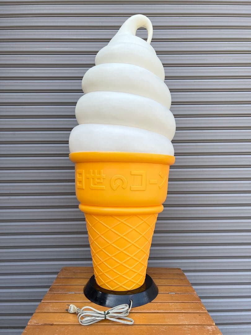 NISSEI 日世のコーン　ソフトクリームライト　ディスプレイ　非売品