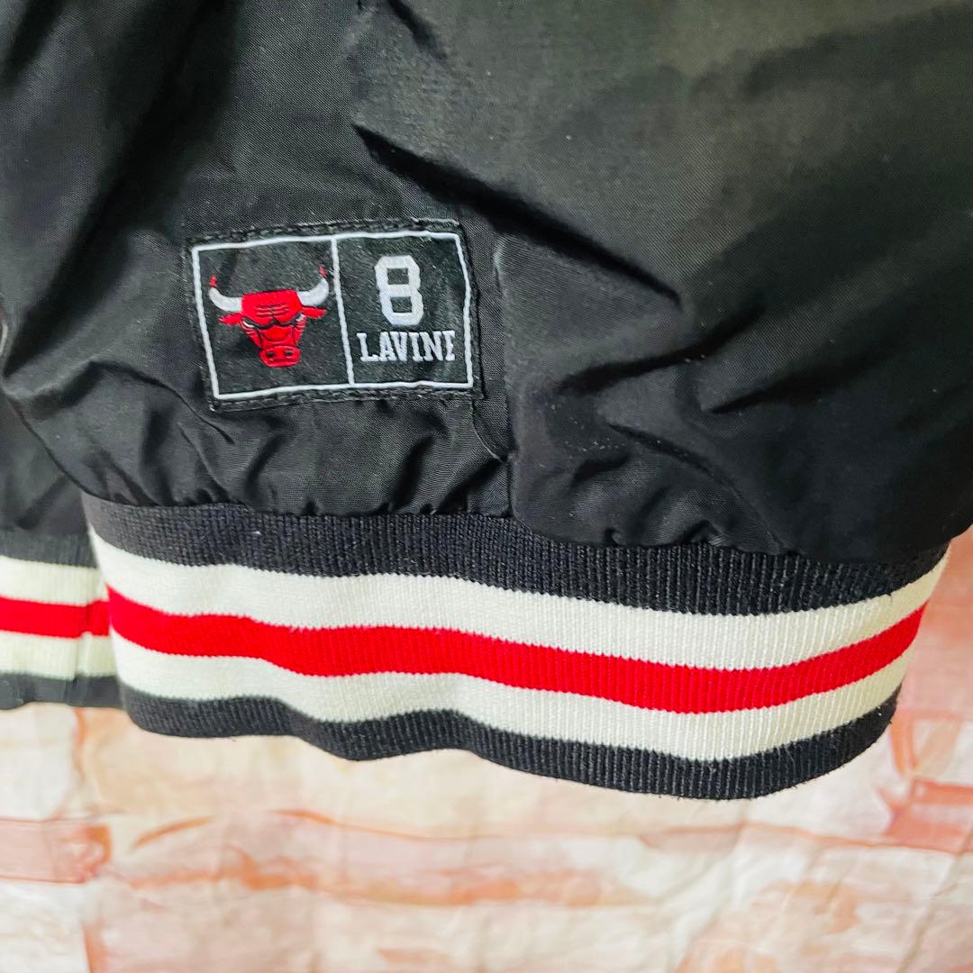 【超希少】NBAシカゴブルズ　スタジャン　ビックサイズXL ラビーン8 古着黒