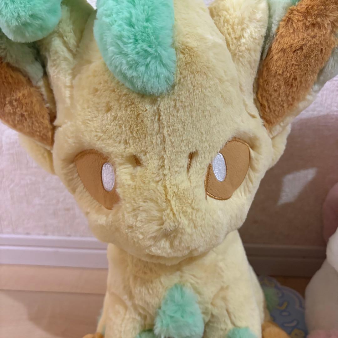 ふわふわ抱きぬいぐるみ ニンフィア&リーフィアポケモンセンター 限定