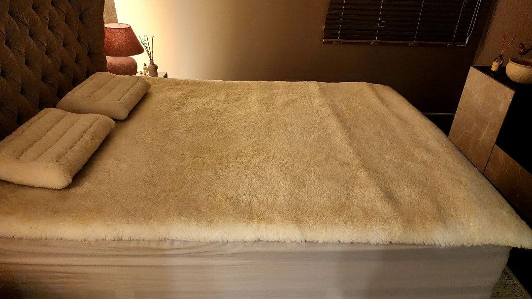 イチロー　ニチロムートン　最高級ムートンシーツ（ダブル）