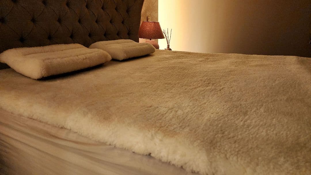 イチロー　ニチロムートン　最高級ムートンシーツ（ダブル）