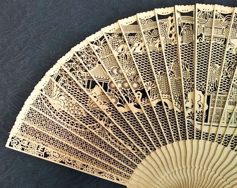 インテリア 美術品 工芸品 芸術品 置物 飾り 檀香 扇子 扇 うちわ