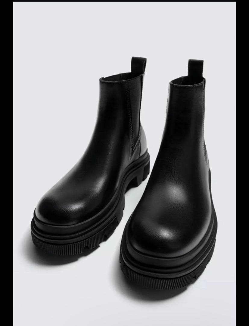 サイドゴアブーツ　ブラック　厚底