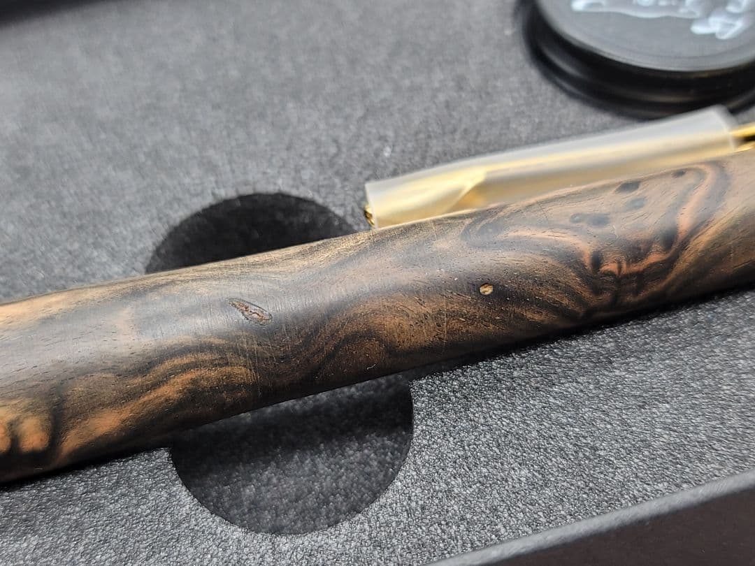 新品　こぶた工房　黒檀瘤　極上杢　シャープペンシル0.5ミリ