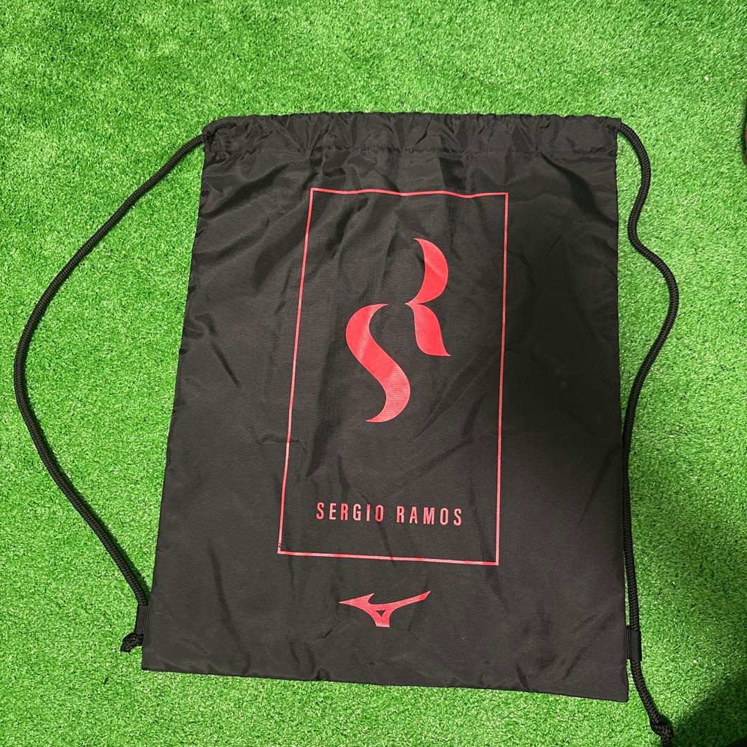 セルヒオ・ラモスミズノモレリアネオIIIβ