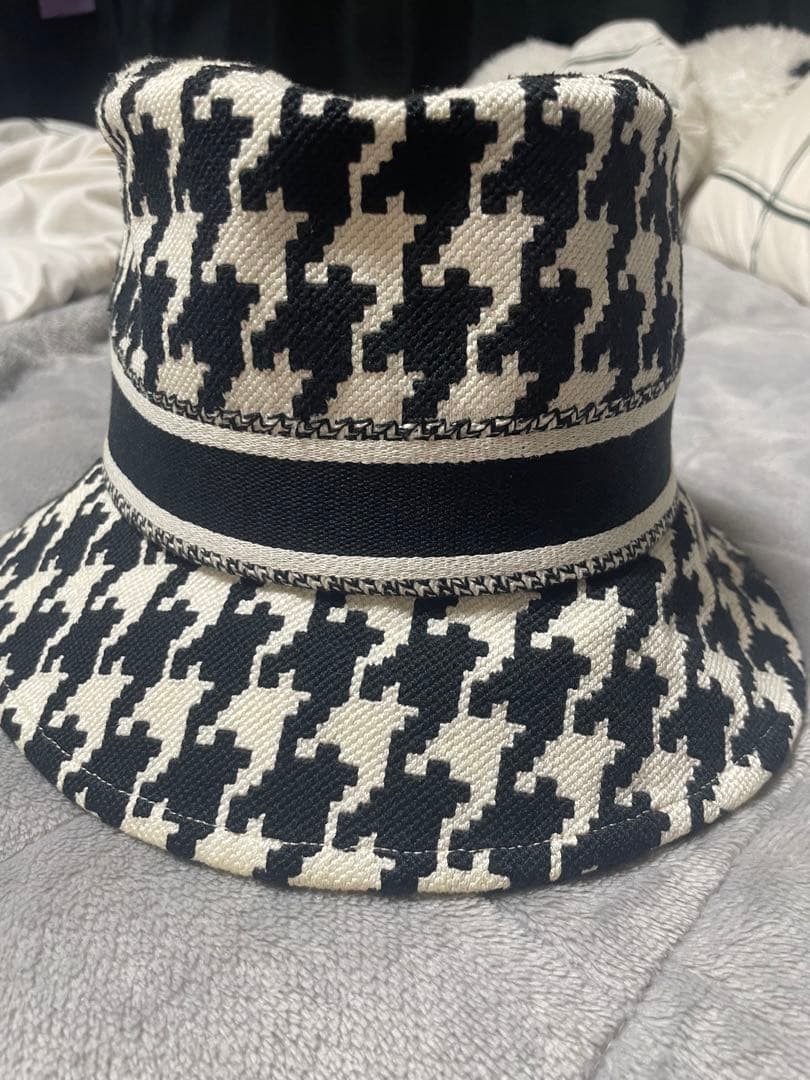DIOR 30 MONTAIGNE 千鳥格子 バケットハット