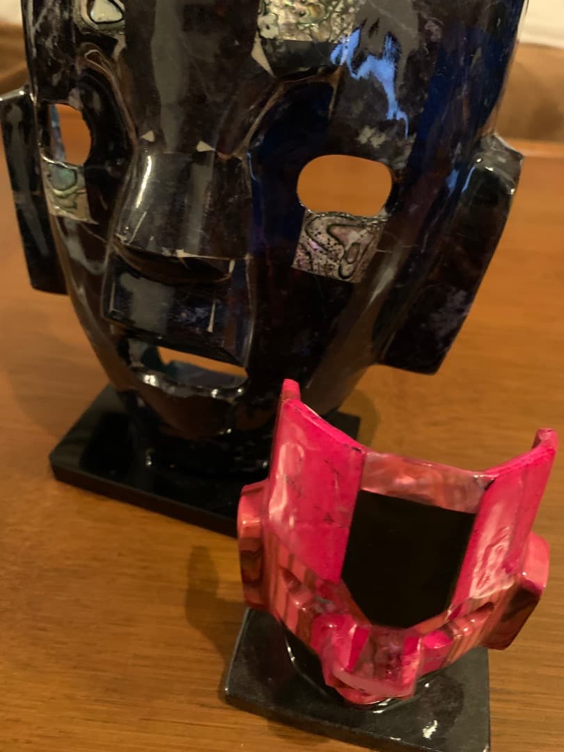 【希少】石仮面の置物（小）ピンク　メキシコ　遺跡関係