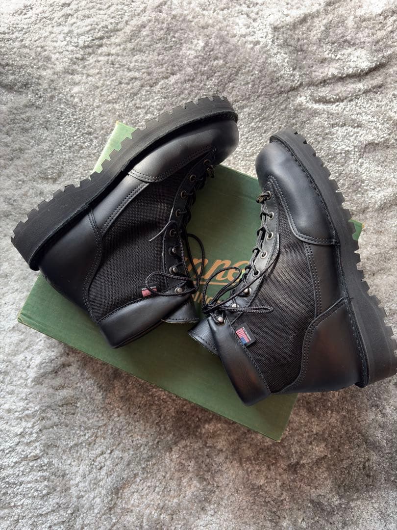 ふぐ　　DANNER LT3 US8 26cm ブラック　黒　33221