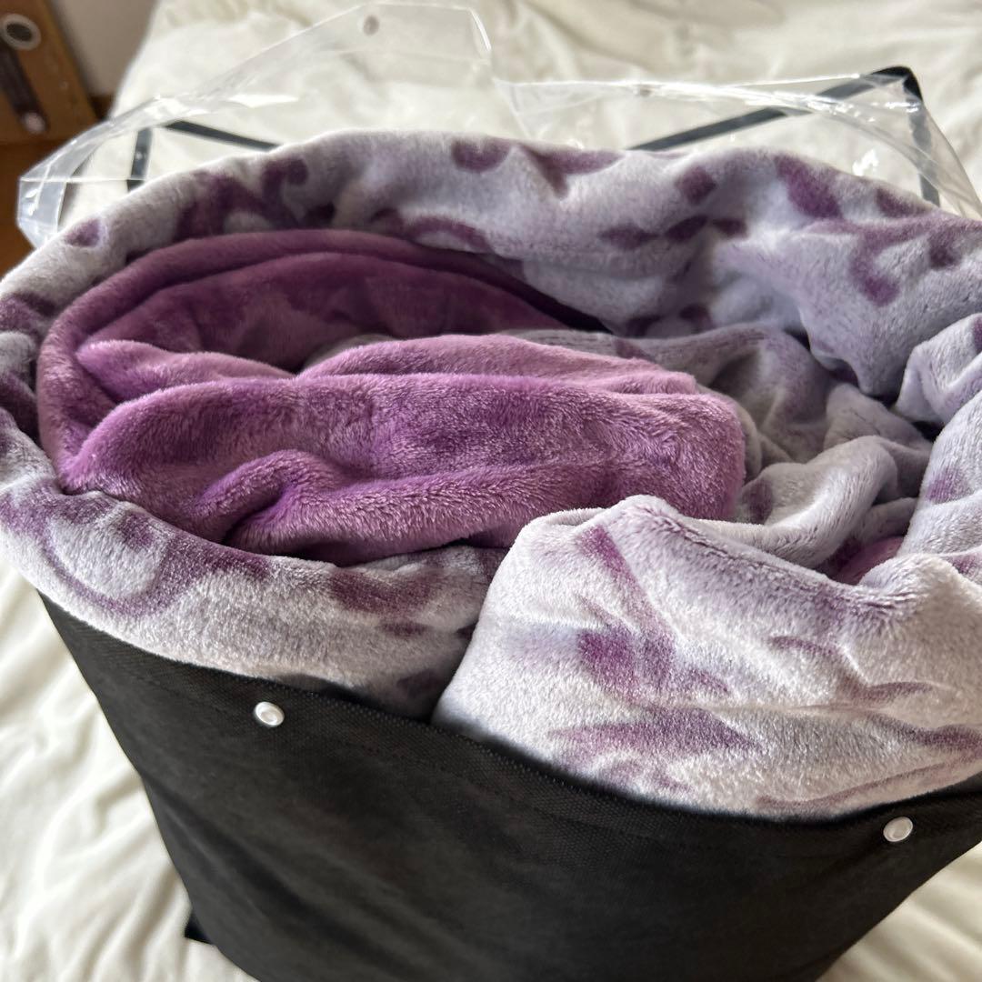 新品未使用品　希少なクイーンサイズ　西川　掛け布団カバー　ラベンダー色　フワフワ