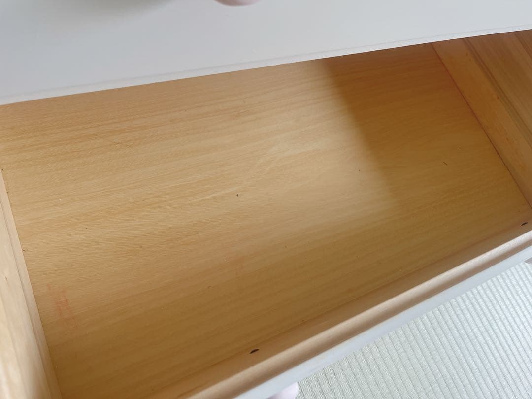 デカール ナーサリー パステル カップボード バニー