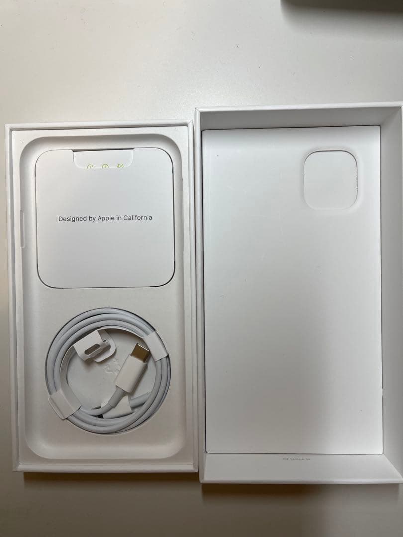 iPhone 11 ブラック 64GB 箱付き