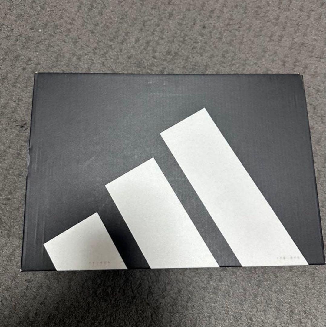 新品未使用　adidas evo sl 27㎝