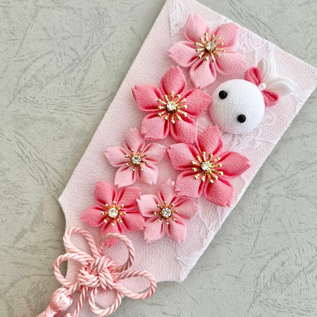 桜とうさぎの羽子板飾り　ハンドメイド　桃の節句　ひな祭り　可愛い　つまみ細工
