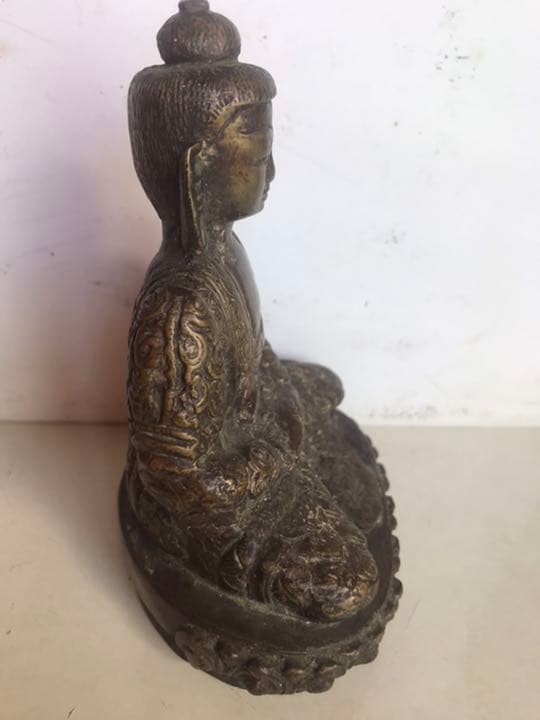 中国古董，古銅釋迦牟尼坐像，高11.5cm，重1100克，仏教美術