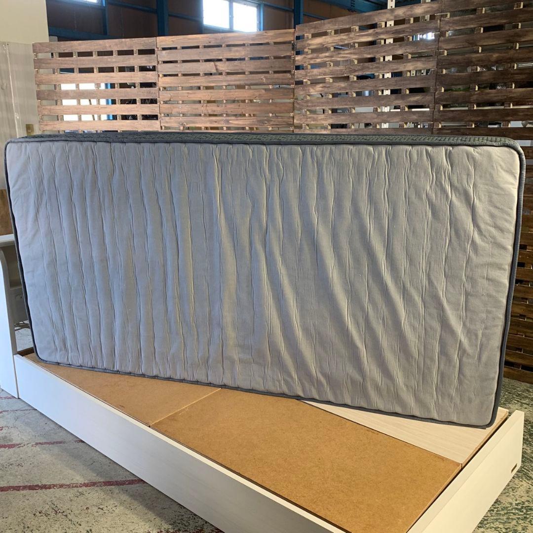 I162 FRANCEBED ベッドフレーム + シングル マットレス