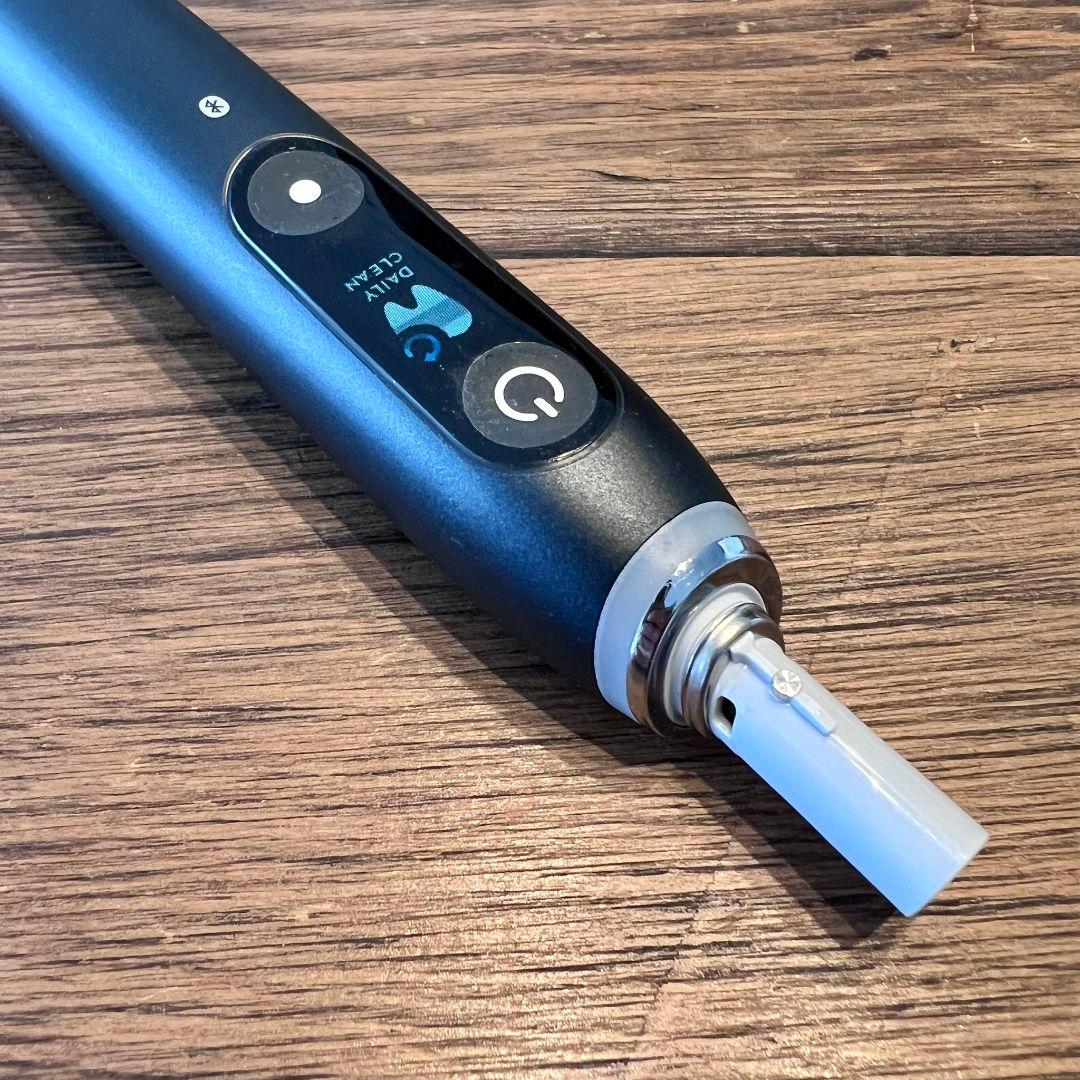 BRAUN オーラルb iO 電動歯ブラシ　type3758 【本体のみ】