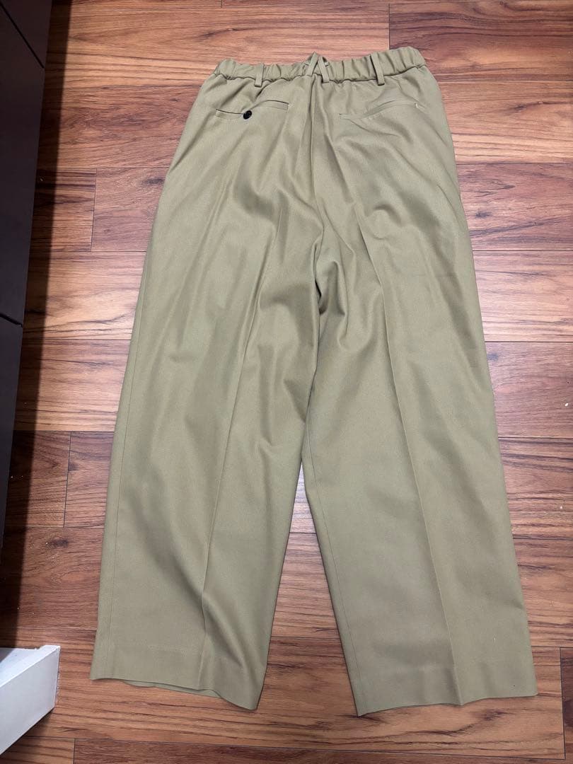 MARKAWAREチノ　ワイドパンツ