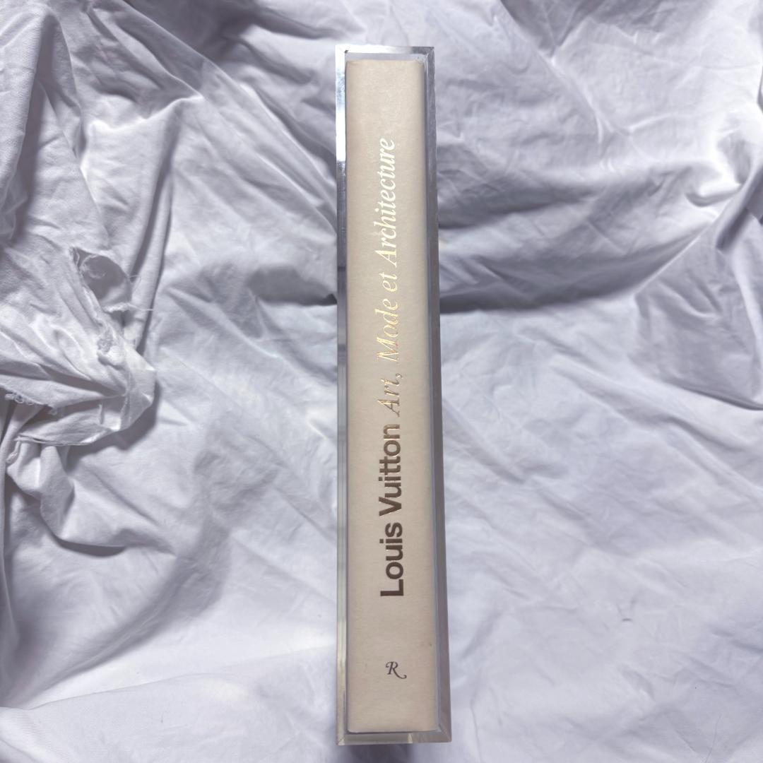 アート・デザイン・音楽 Louis Vuitton Art, Mode et Architecture