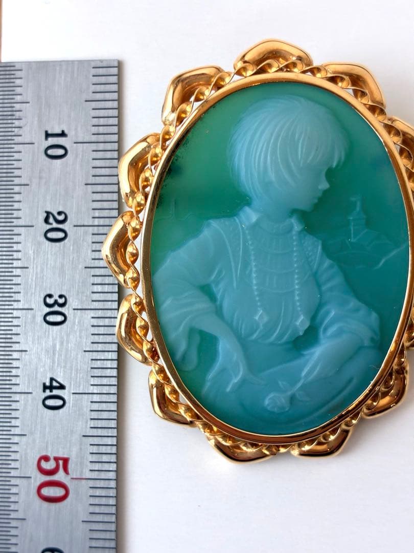 K18グリーンメノウ　カメオブローチペンダント