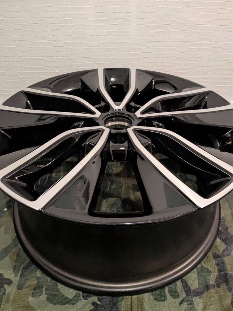 しるばホンダ RV ヴェゼル 純正 18in アルミホイール