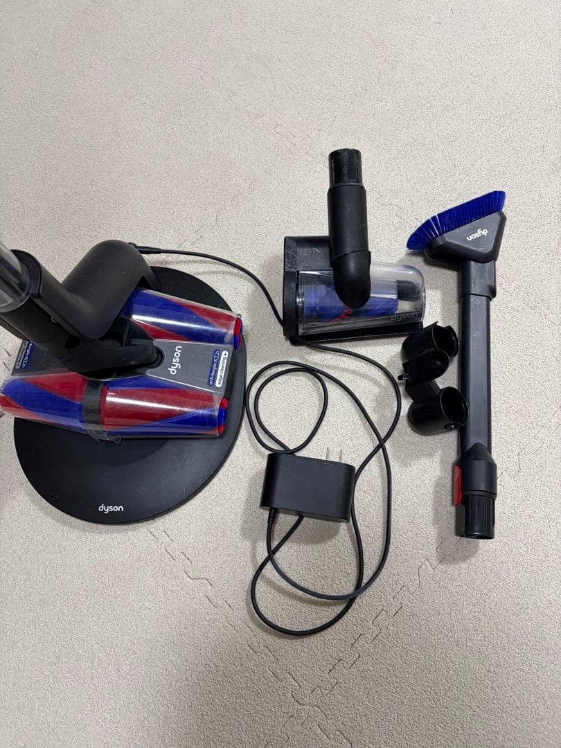 掃除機・クリーナー DysonPencilVac Fluffycones SV50