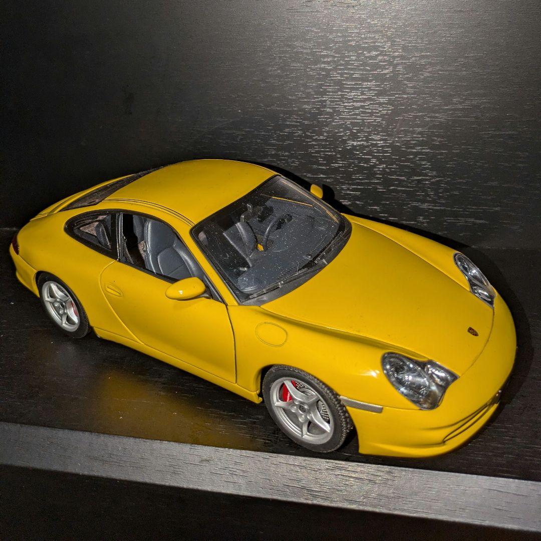 AUTOart　ポルシェ　911 996 1/18 ジャンク　後期