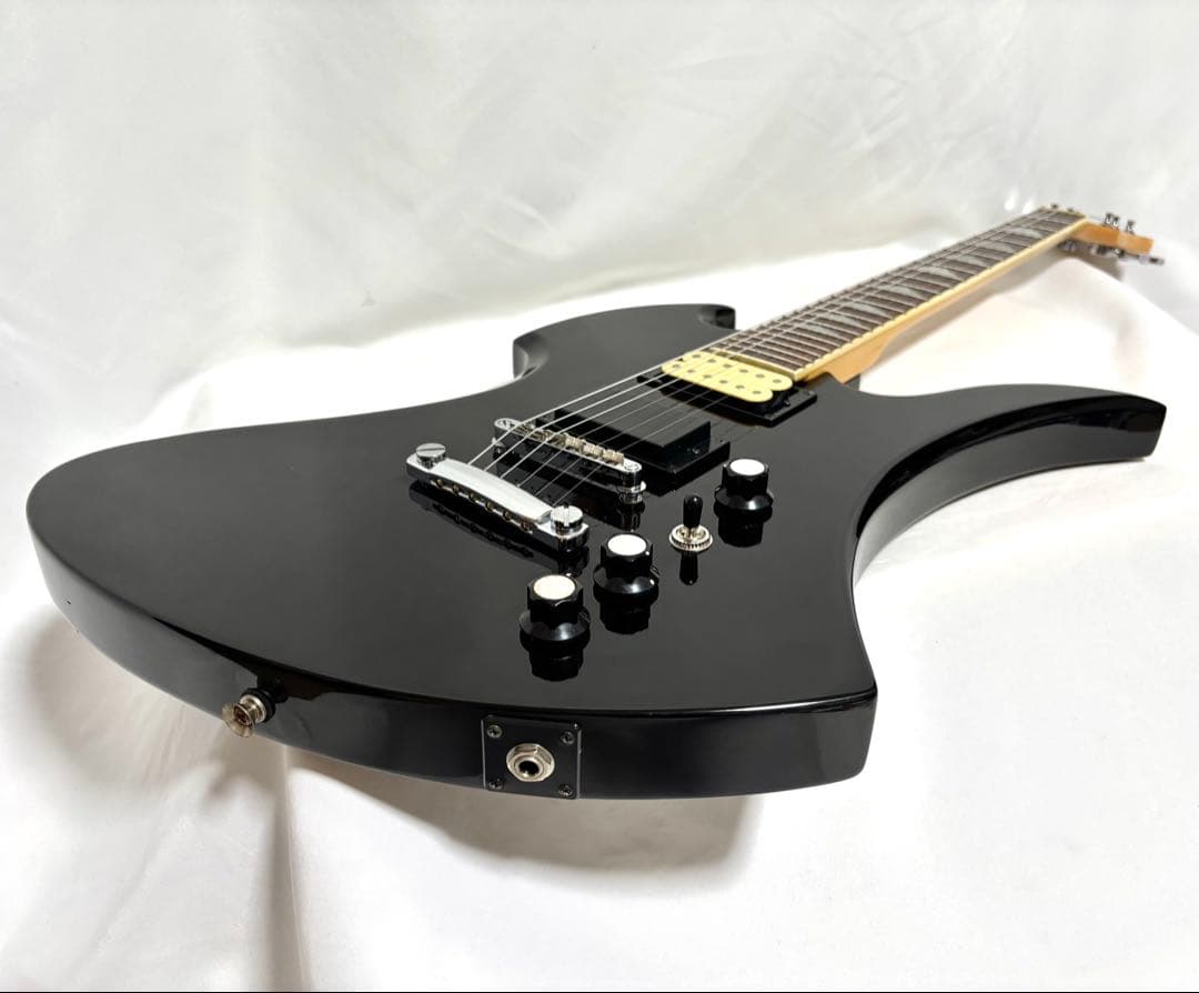 【新品弦張替済】PRO-SESSION エレキギター モッキンバード