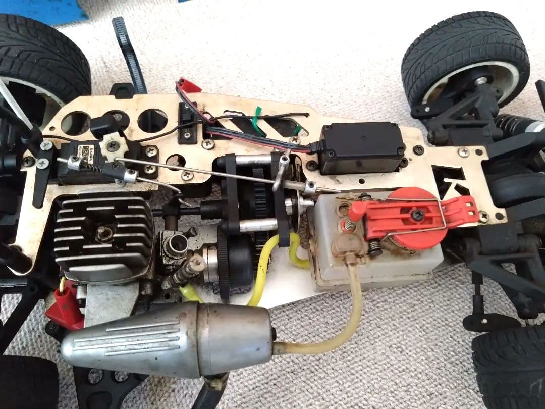 京商 Calsonic Skyline 4WD GTR エンジンラジコンカー