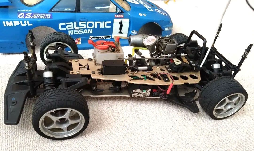京商 Calsonic Skyline 4WD GTR エンジンラジコンカー