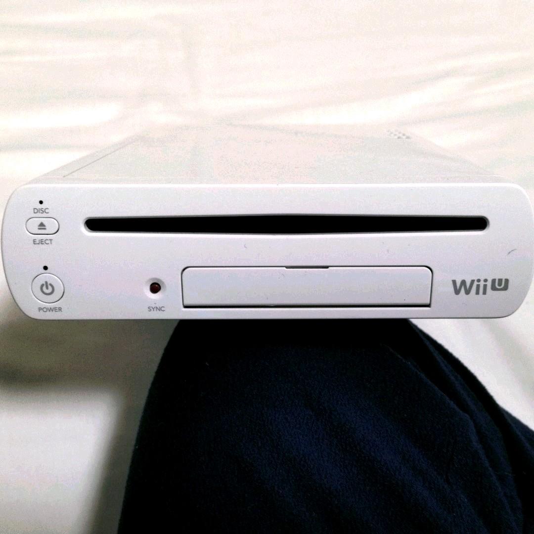 Wii U 本体　ソフト5本　その他ケーブル