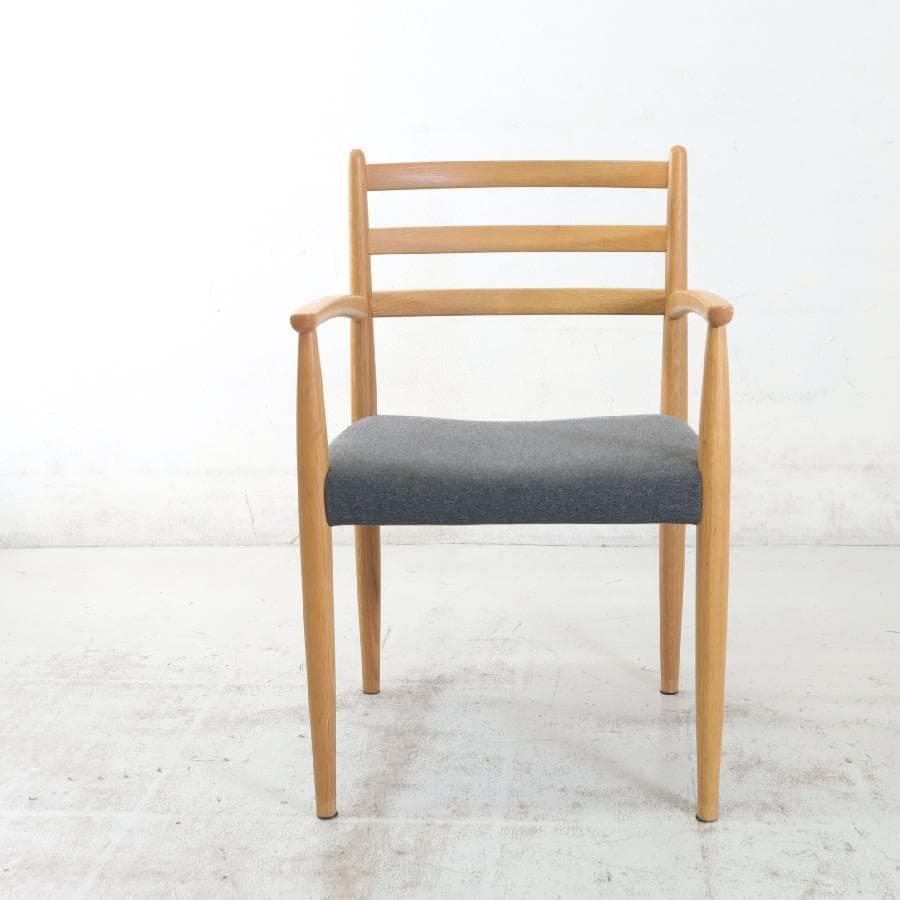 IDC大塚家具取扱 柏木工 シガーロ アームチェア オーク無垢 ダイニングチェア