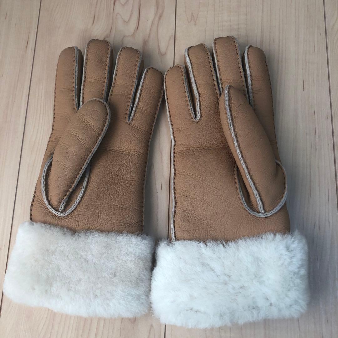アグ　手袋　レディース
