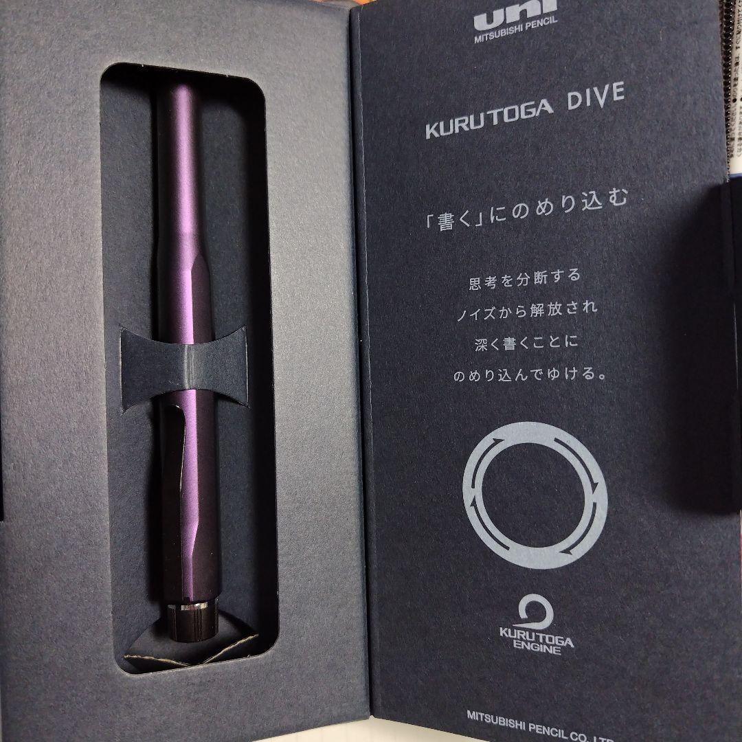 KAWECOのblack、CARANDACHEのgold、KURUTOGAです